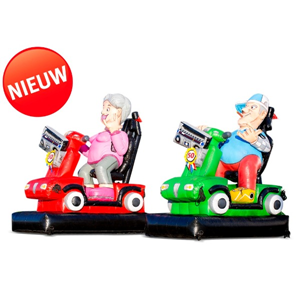 Opblaasfiguur Abraham op scootmobiel Opblaasfiguur Abraham op scootmobiel